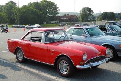 1967 Sunbeam Tiger Mk II, one of three Tigers in the owner's collection (4027)