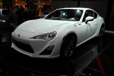 2013 Scion FR-S, known as Toyota GT86 or 86 outside North America (1860)