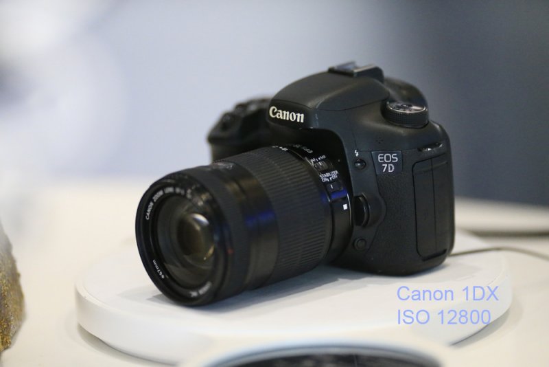 Canon 1DX noise test