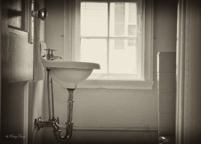 April 5 - Vintage Bathroom