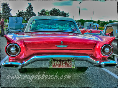 '57 T-Bird