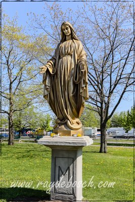 St. Anne de Beaupre Statue