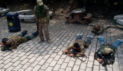 Proper prone position crawl technique