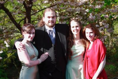 2006_04-22_Andy_Sr_Prom_062.jpg