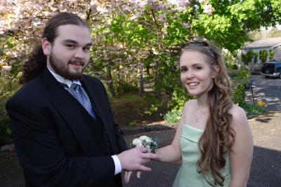 2006_04-22_Andy_Sr_Prom_067.jpg