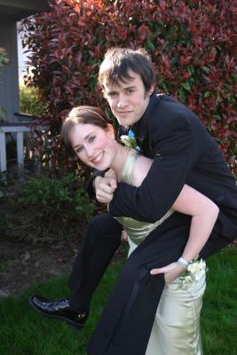 2006_04-22_Andy_Sr_Prom_081.jpg