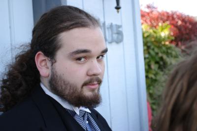 2006_04-22_Andy_Sr_Prom_087.jpg
