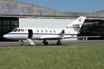 24-falcon20.jpg