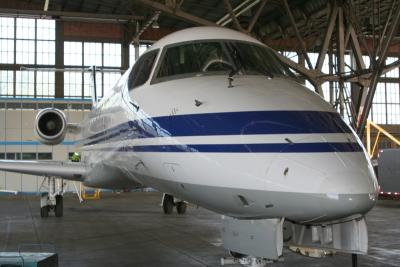26-hanger-Emb145.jpg