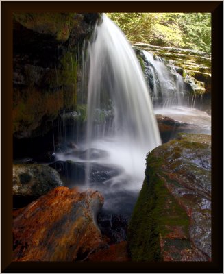 Close up Lower Falls.jpg