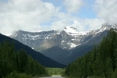 Glacier along 93.jpg