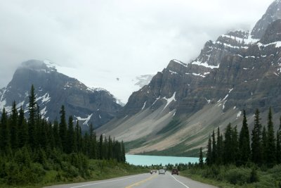 Glacier in the front.jpg