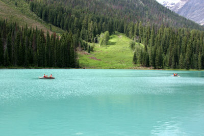 Lake Emarald from bridge.jpg