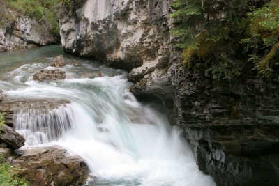 river at Johnson Canyan.jpg