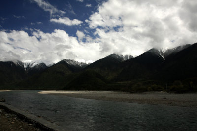 On the Road to LinZhi.jpg