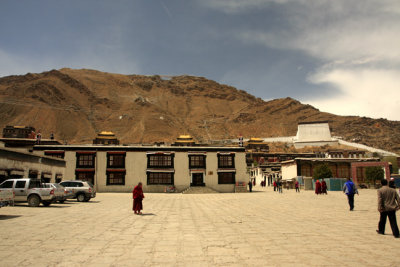 Tashilhunpo Monastery.jpg