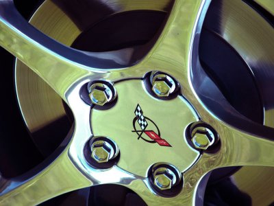 Corvette 2002 Wheel.jpg