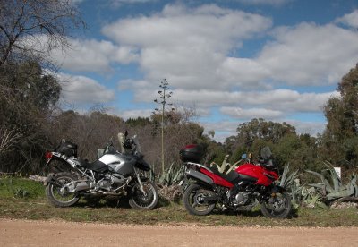 Vstrom and GS1200 at Sand Tracks 1.jpg