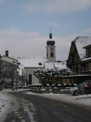 Hergiswil, petite ville au bord du Lac des Quatre-Cantons