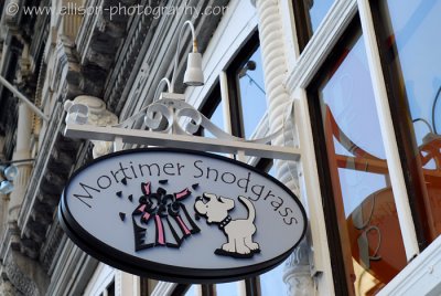 Mortimer Snodgrass giftshop