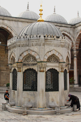 Ablutions Fountain at New Mosque