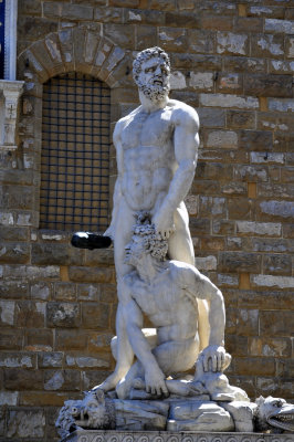 Outdoor statuary