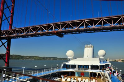 Passing under the suspension bridge