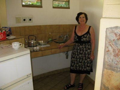 Skukuza cottage kitchen