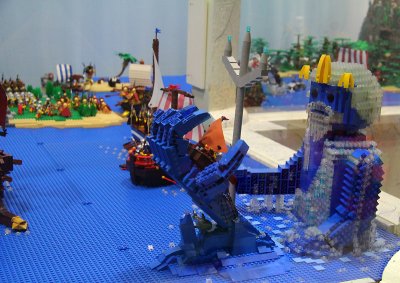 6486