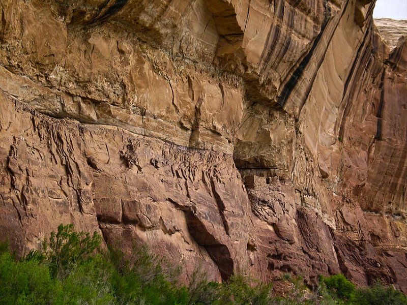Can you spot the cliff dwelling?