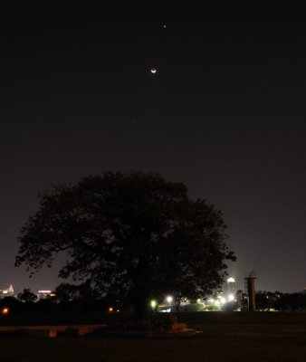 Mar 26  Venus, New Moon, Jupiter