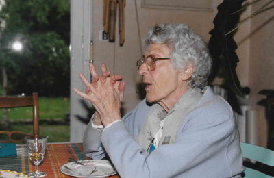 Tante Hlne Juin 2001