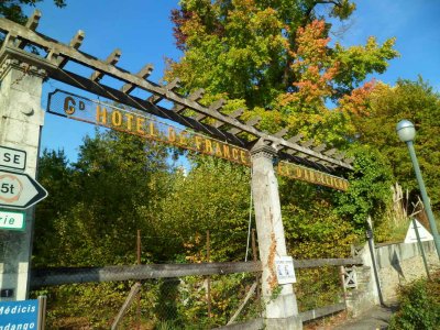 Entre de lHtel de France et dAngleterre