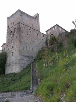 La Tour Monral