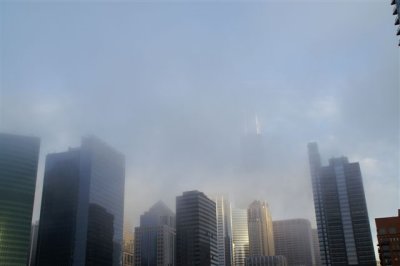 Unusual fog - Sears Tower has disappeared!