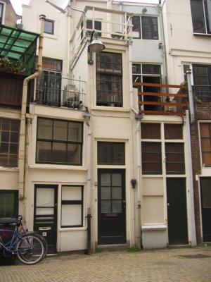 Very narrow houses