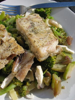 Fish, broccoli, feta and pasta