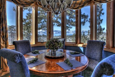 Tahoe House HDR Window ISO 200 5brkt A.jpg
