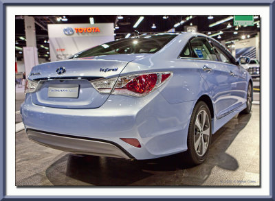 Hundai 2011 Sonata Hybrid.jpg