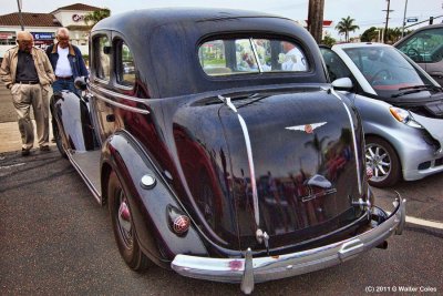 Chrysler 1936 Black Sedan DD 7-8-11 (4) R.jpg