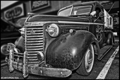 Chevrolet 1940 PU DD 5-11 BW.jpg