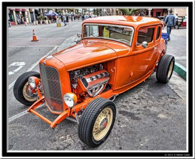 Ford 1932 Coupe Orange HB F.jpg