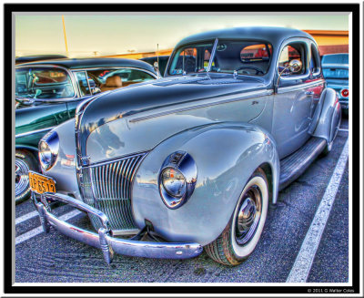Ford 1940 Coupe 2-tone DD HDR (7).jpg