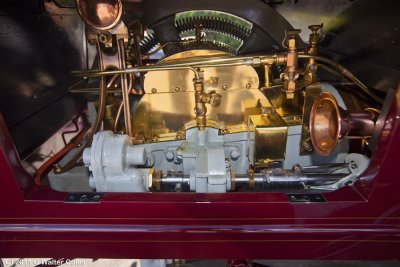 Packard Antique Show 2011 18 CS5 Engine.jpg