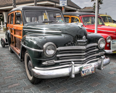 Plymouth 1948 Woody Wgn HDR Cars HB Pier 3-11.jpg