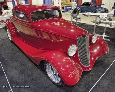 Ford 1932 Cpe Red F GNRS.jpg