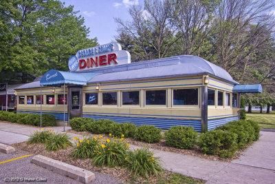 Diner Gilmore Museum 2 Blue Moon.jpg