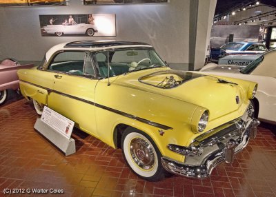 Ford 1954 Skyliner HT Gilmore.jpg