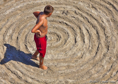 HB Walk in circles of sand 7-26-12 (69) boy.jpg