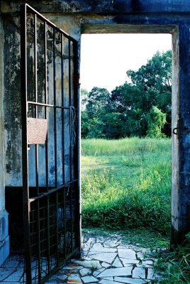 Servants' quarters (rear entrance)